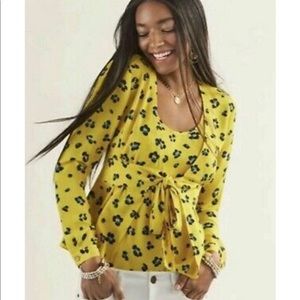 Cabi Sunny Set floral blouse, size M, New